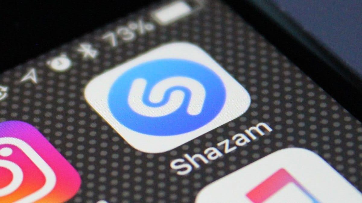Shazam agora permite identificar músicas em aplicativos enquanto você usa fones de ouvido