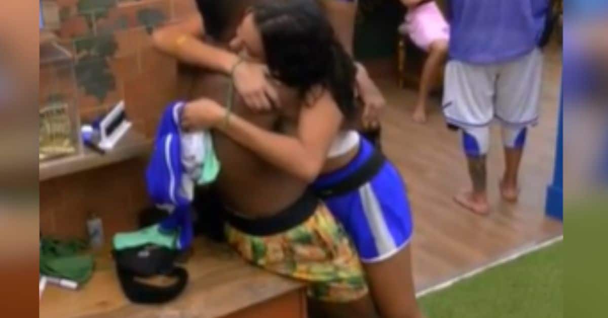 BBB24: Imagens de Davi e Alane agarrados geram polêmica e pedido de expulsão por suposto assédio: ‘Roçando’