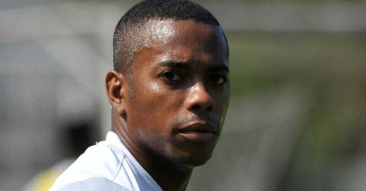 STJ forma maioria para que Robinho cumpra pena no Brasil